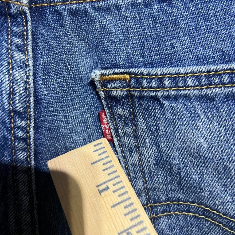 Levis 505 Regular Fit Jeans Mens 31x32 Blue Straight Leg Denim Pants